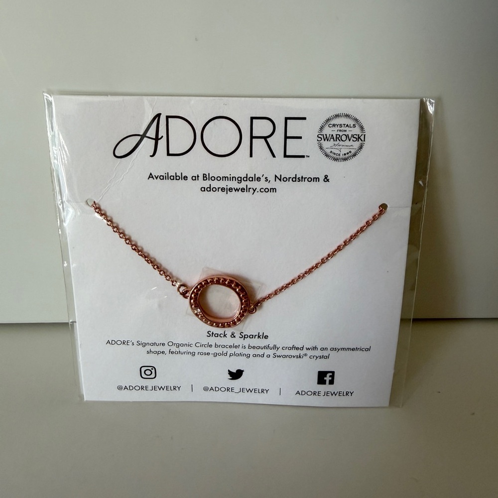 Adore Rose Gold Circle Necklace